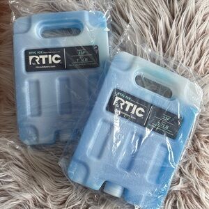 RTIC Blue Reusable Ice Packs – Set of 2